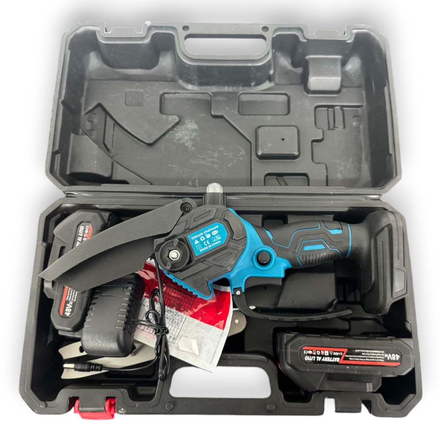 Mini Serra Elétrica 6” com Depósito de Óleo Automático – Portátil e Potente
